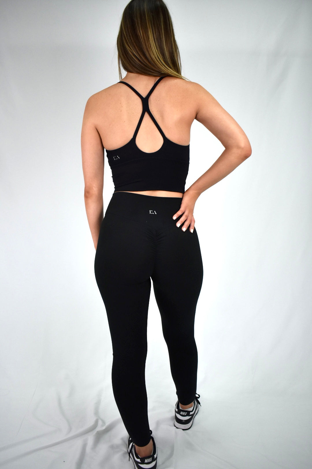 Lift & Cross Tank - Black