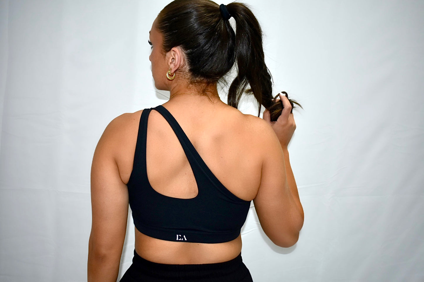 Assymetric Fit Sports Bra in Black